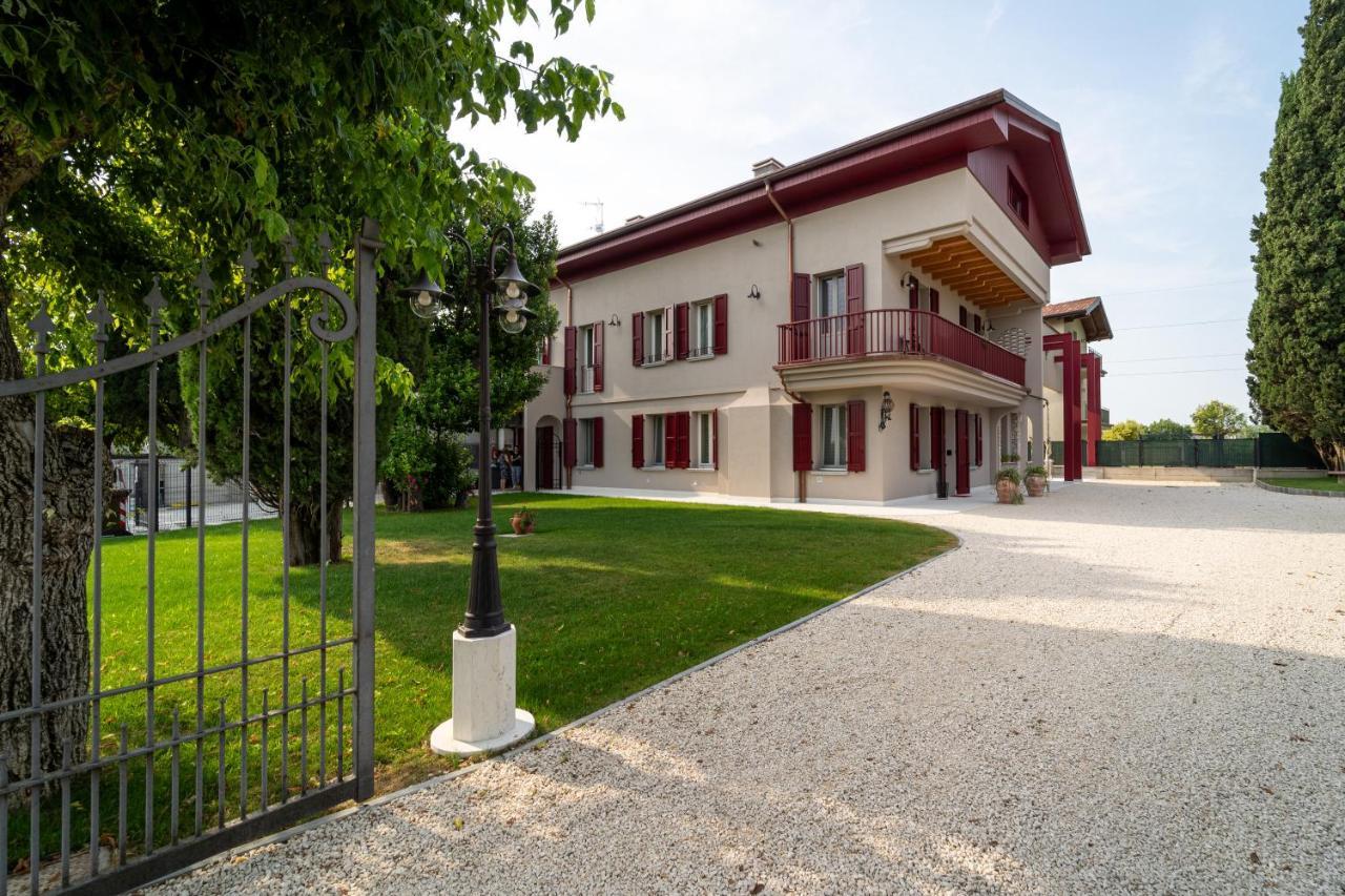 Villa Veronesi ซาน มาร์ติโน เดลลา บัตตาเยีย ภายนอก รูปภาพ
